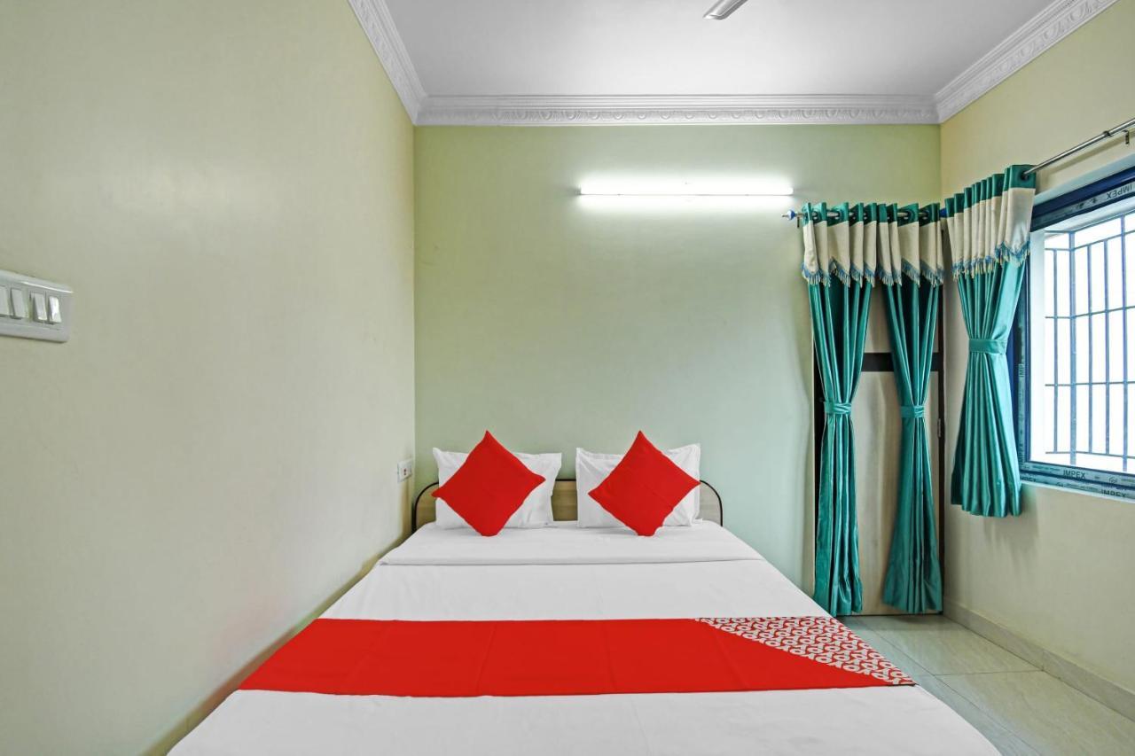 Oyo Flagship 84655 S S Guest House Kolkata Exterior photo