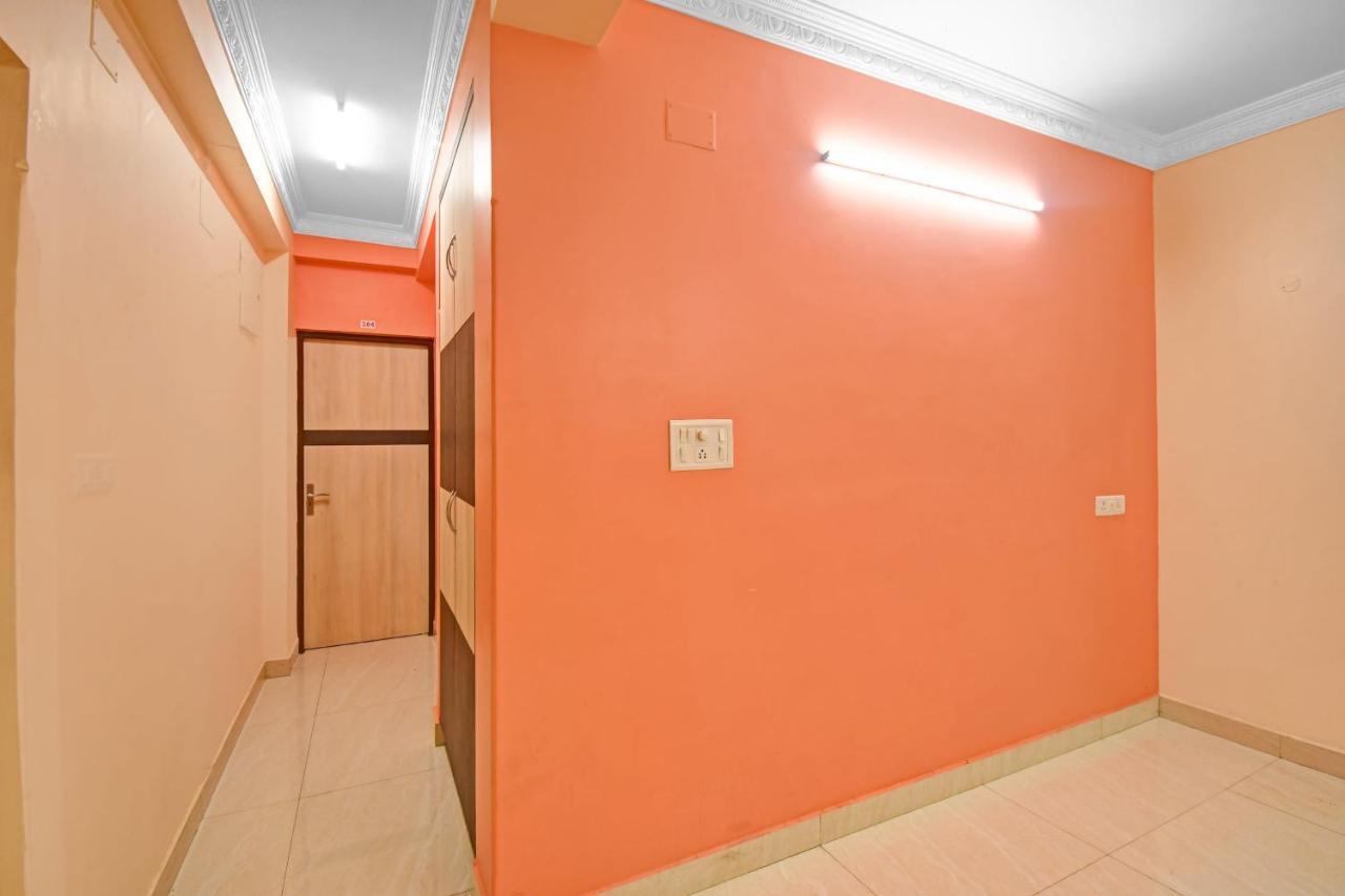 Oyo Flagship 84655 S S Guest House Kolkata Exterior photo